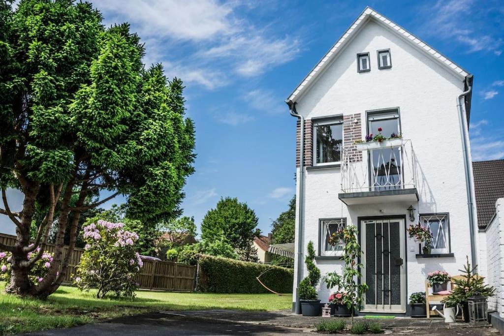 Schoenes Haus Mit Grossem Garten Seligenstadt Zewnętrze zdjęcie