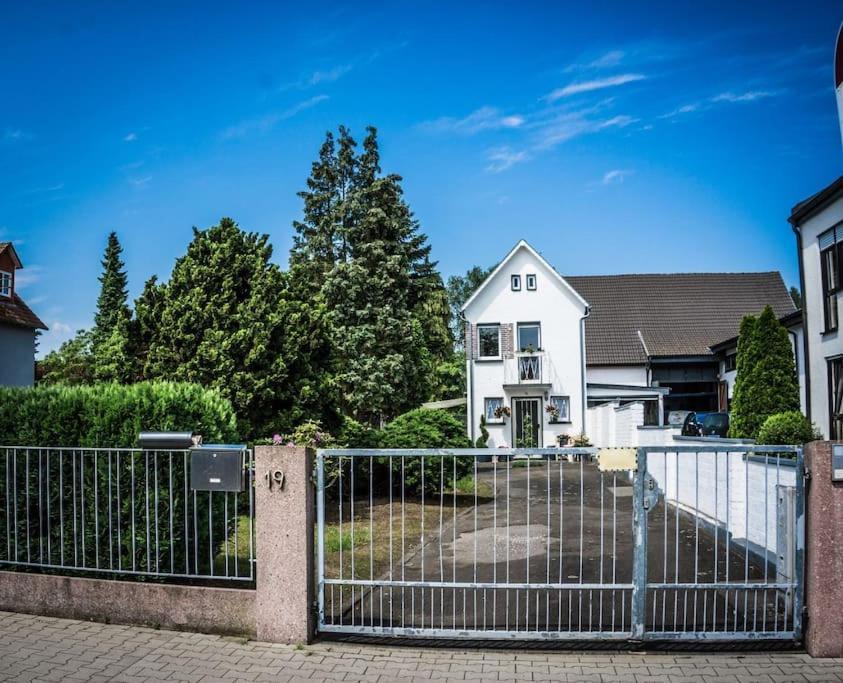 Schoenes Haus Mit Grossem Garten Seligenstadt Zewnętrze zdjęcie